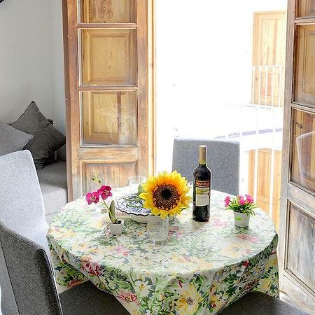 Luminoso Loft En La Alfalfa Apartment เซบีญา ภายนอก รูปภาพ